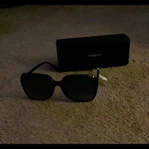 GIVENCHY 62mm Oversize Rectangular Sunglasses